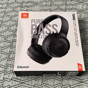 JBL Tune 510BT Black Wireless Headphones